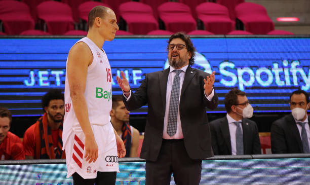 浙江队的防 浙江队的防