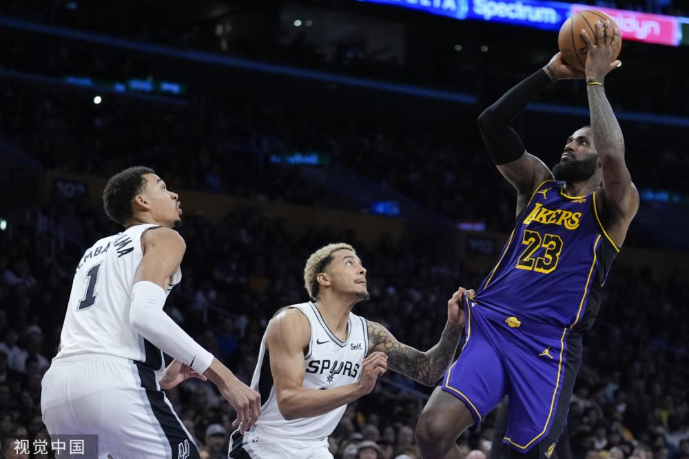 员们对比赛 员们对比赛