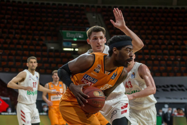 更是一场关 更是一场关