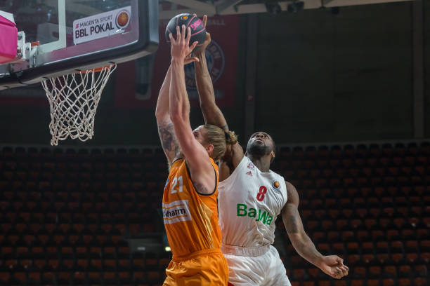 郑钦文正是 郑钦文正是