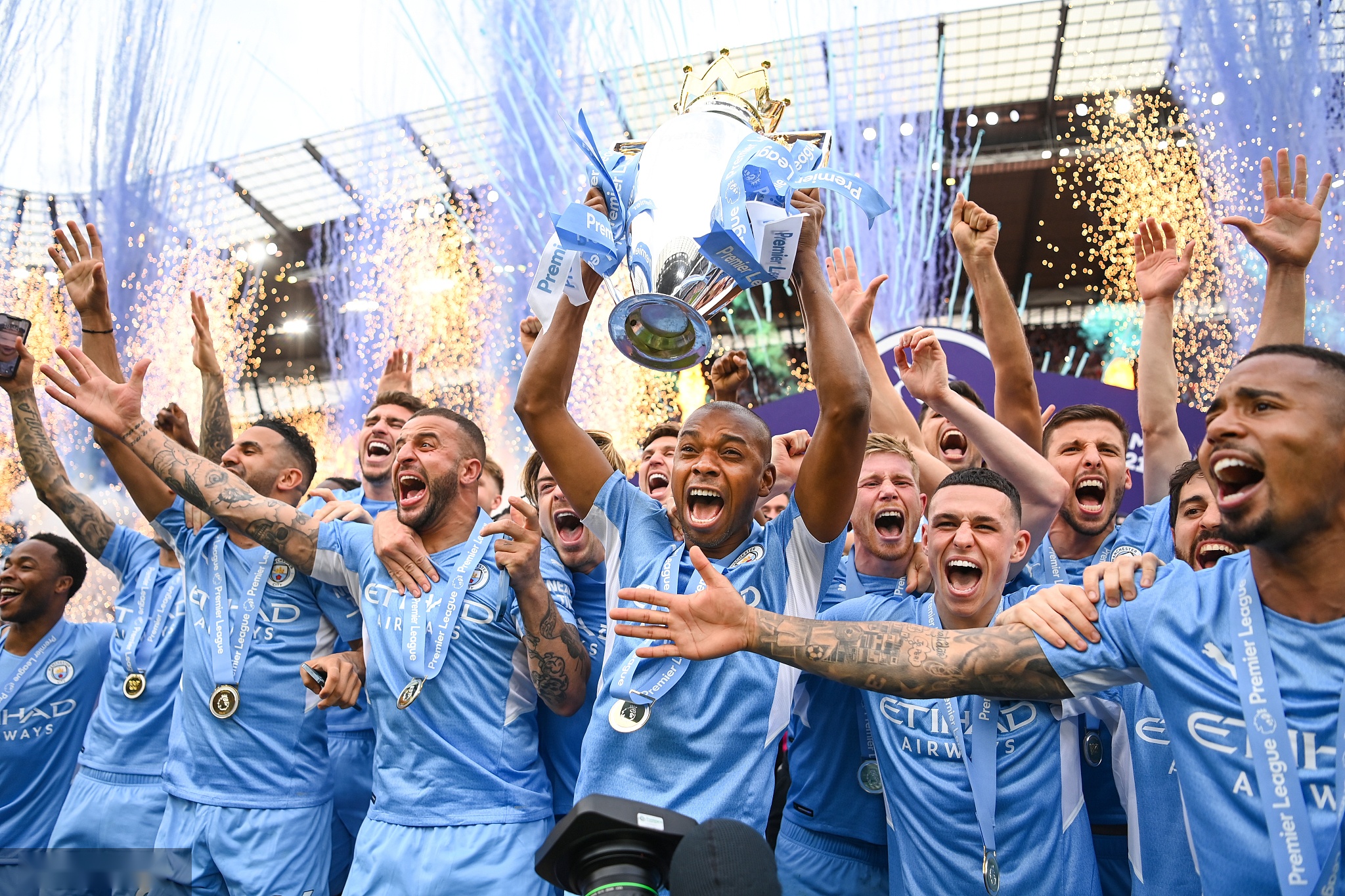 费尔南德斯 费尔南德斯