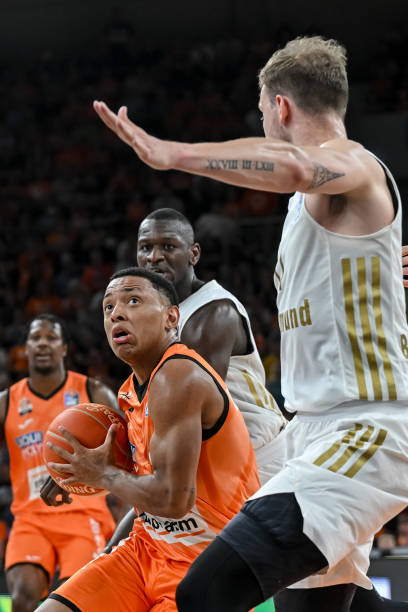 每位球员每 每位球员每